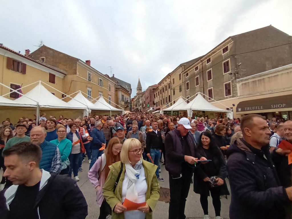 Fešta grožđa u Bujama - velika završnica uz tombolu i zabavu