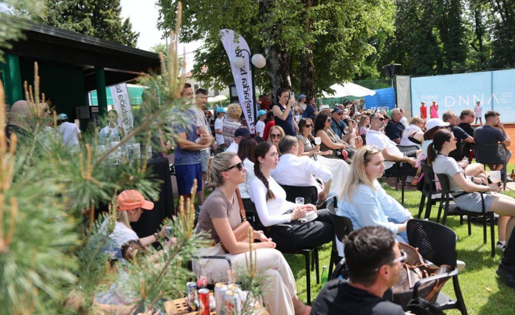 Dea Valenta osvojila Donnin turnir za poslovne žene u Osijeku
