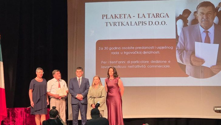 Plaketa Grada Buja dodijeljena tvrtki Lapis d.o.o. za tri desetljeća poslovne postojanosti i trgovačke izvrsnosti
