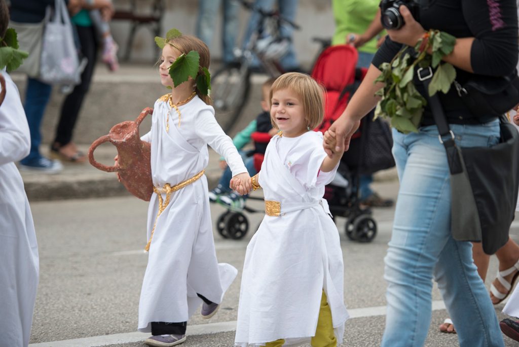 U Bujama se od petka 19. do nedjelje 21. rujna održavaju 119. Dani grožđa – poznata istarska fešta koja okuplja vino, glazbu, kulturu i ljude.