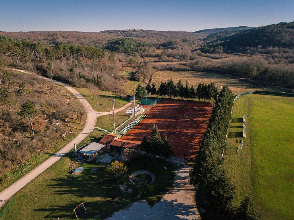 Tenis klub Buje dobitnik priznanja za 40 godina rada