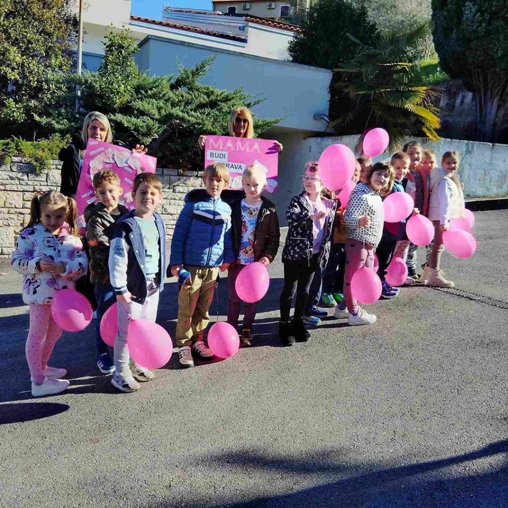 Mama, budi zdrava! – Ružičasti listopad u Dječjem vrtiću Buje