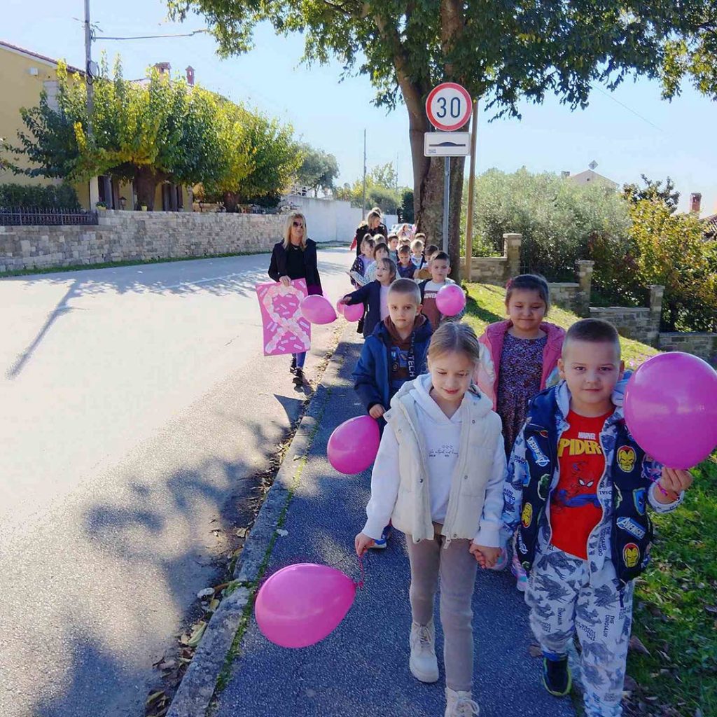 Mama, budi zdrava! – Ružičasti listopad u Dječjem vrtiću Buje