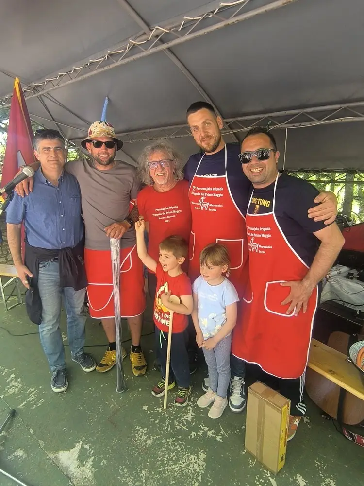 Tripada u Marušićima okupila je 17 ekipa iz četiri države. Natjecanje u kuhanju tripica u Gornjoj Bujštini čuva tradiciju i privlači posjetitelje