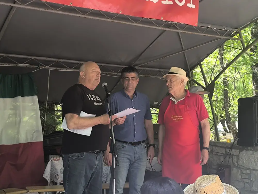 Tripada u Marušićima okupila je 17 ekipa iz četiri države. Natjecanje u kuhanju tripica u Gornjoj Bujštini čuva tradiciju i privlači posjetitelje