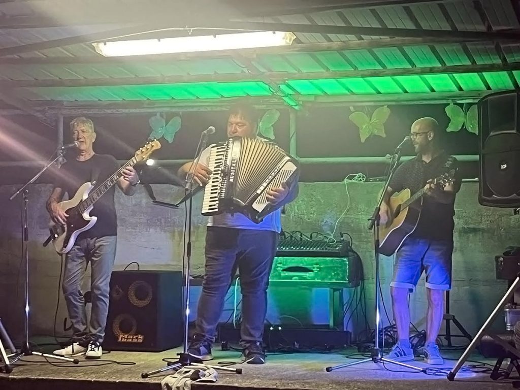 Fešta od Kapelice u Krugu u znaku tradicije, glazbe i zajedništva