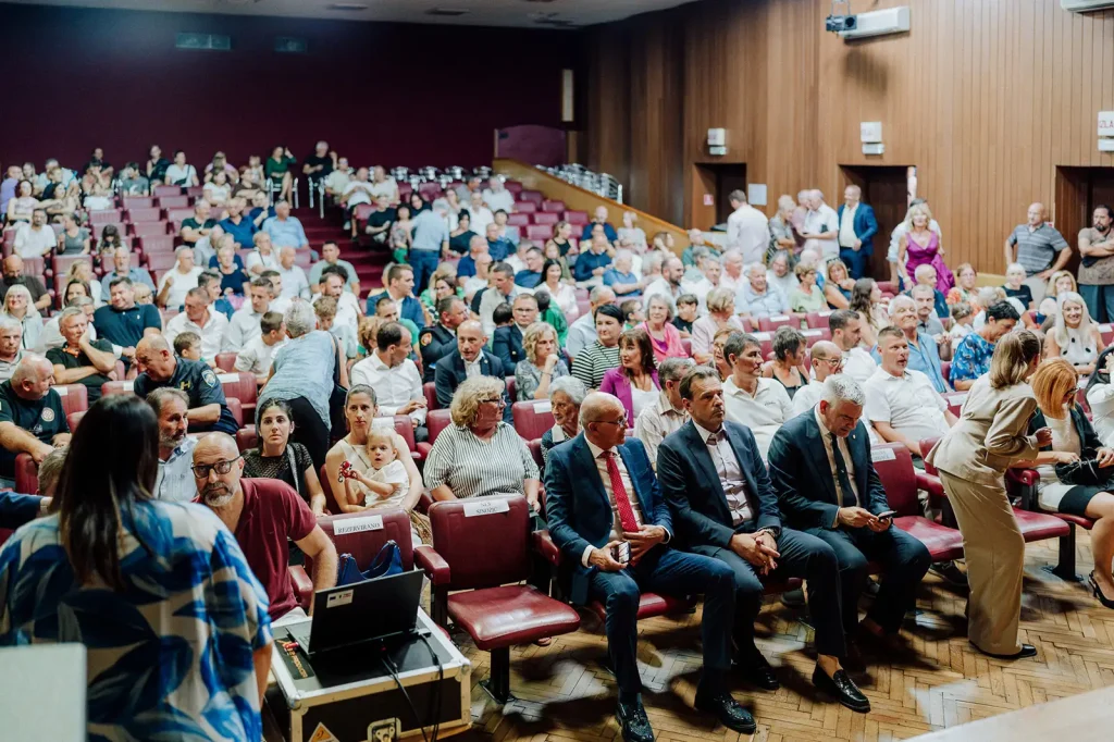 Svečanom sjednicom obilježen Dan Grada Buja